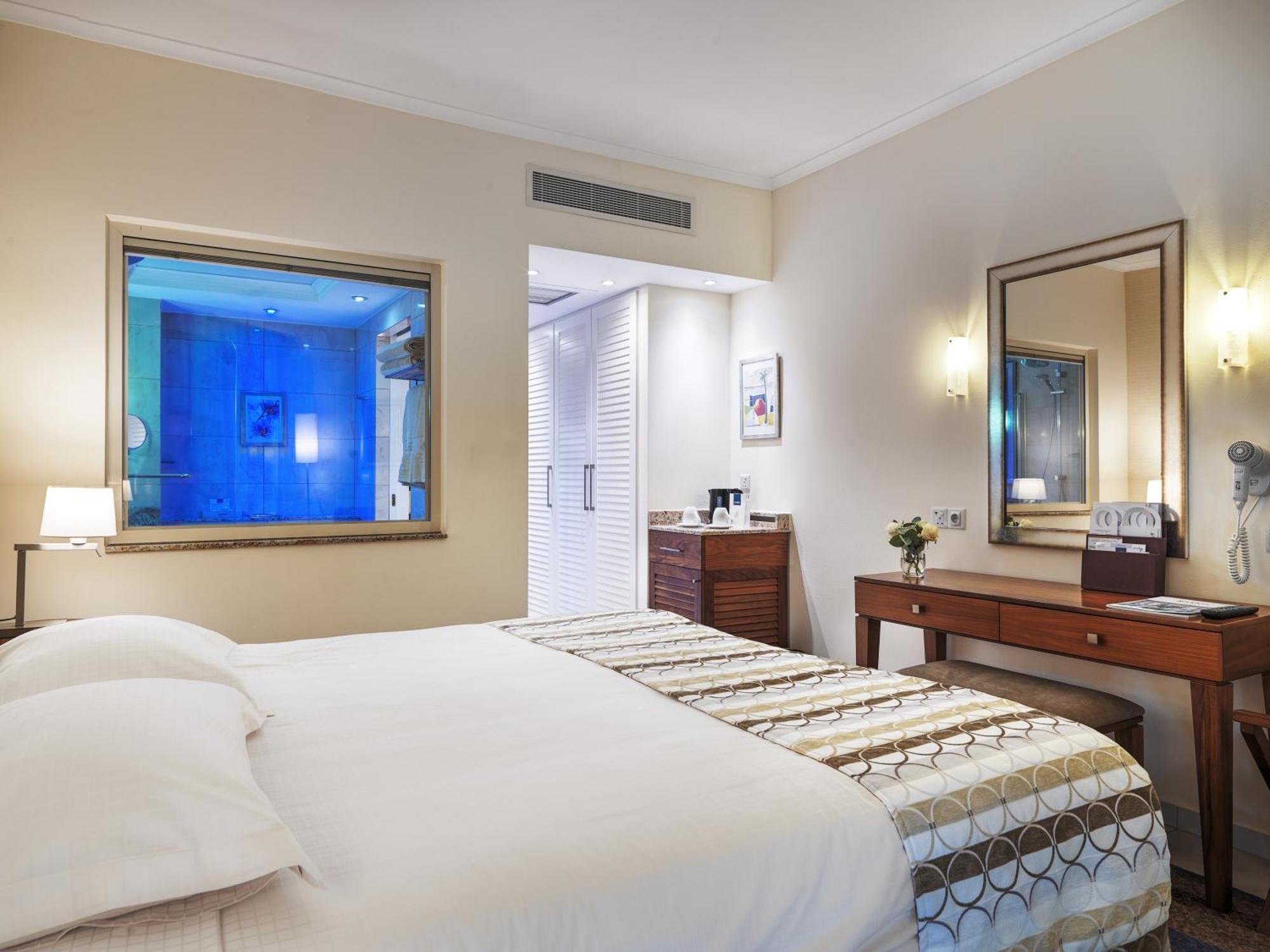 Single Room with Front Sea View