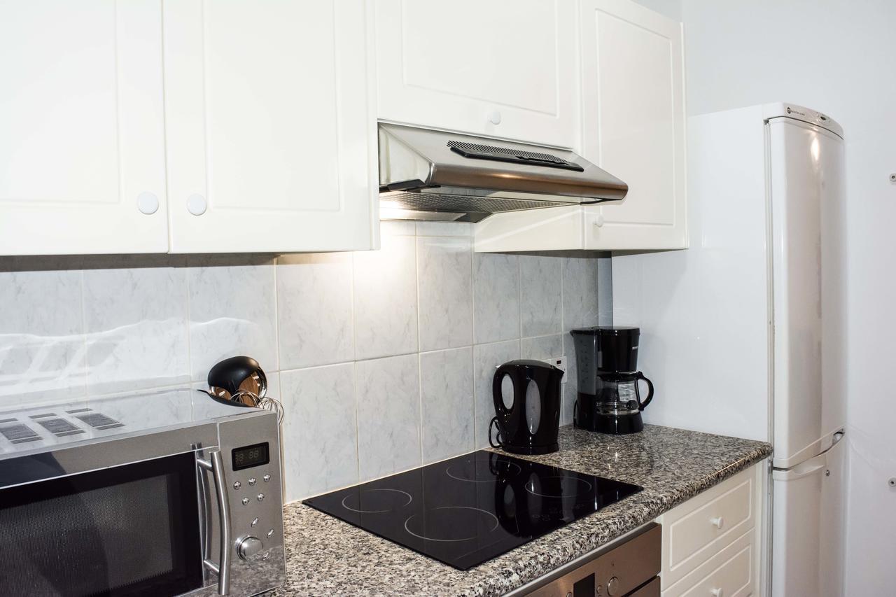 Apartment mit Balkon