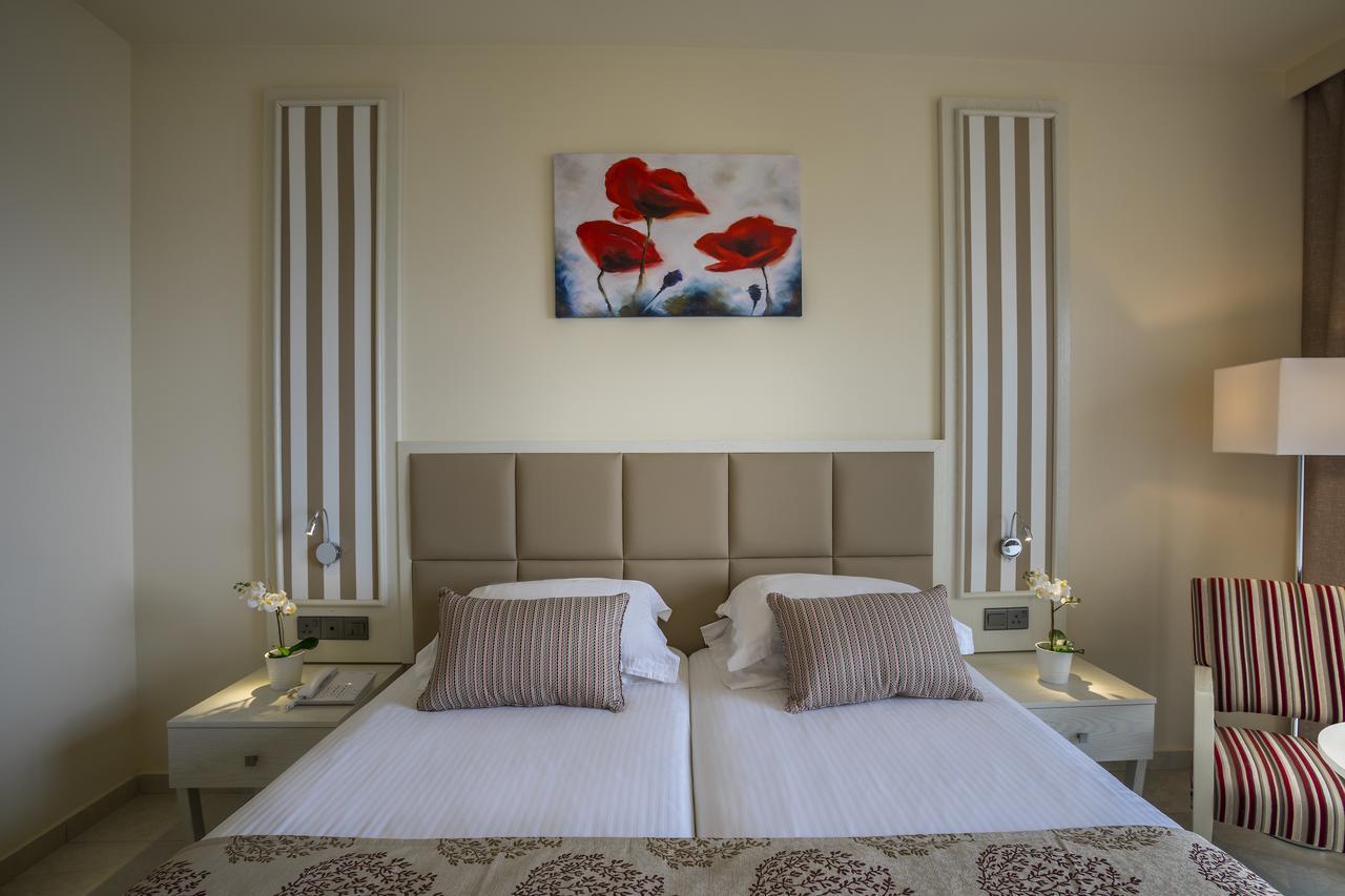 Superior Double or Twin Room with Garden View