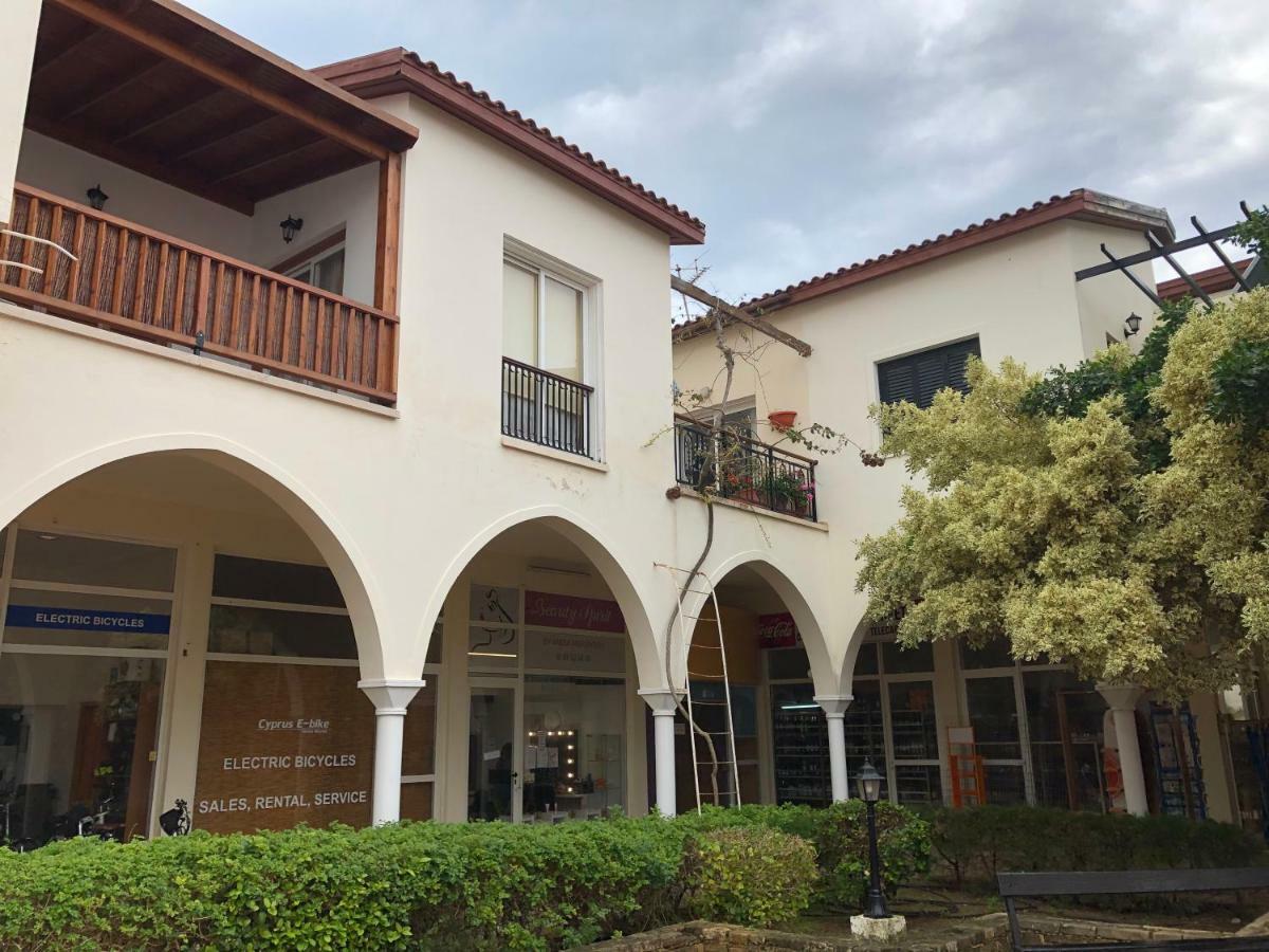 Two-Bedroom Apartment,873131090:JPEG