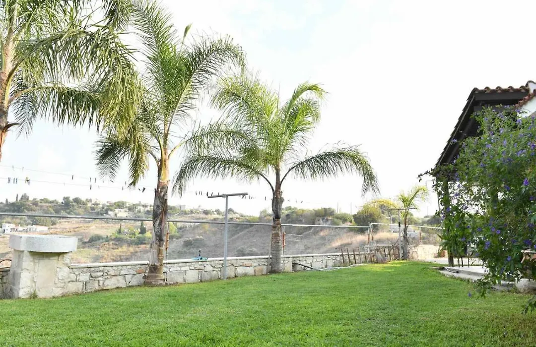 Lasa Black Rock Villa-1