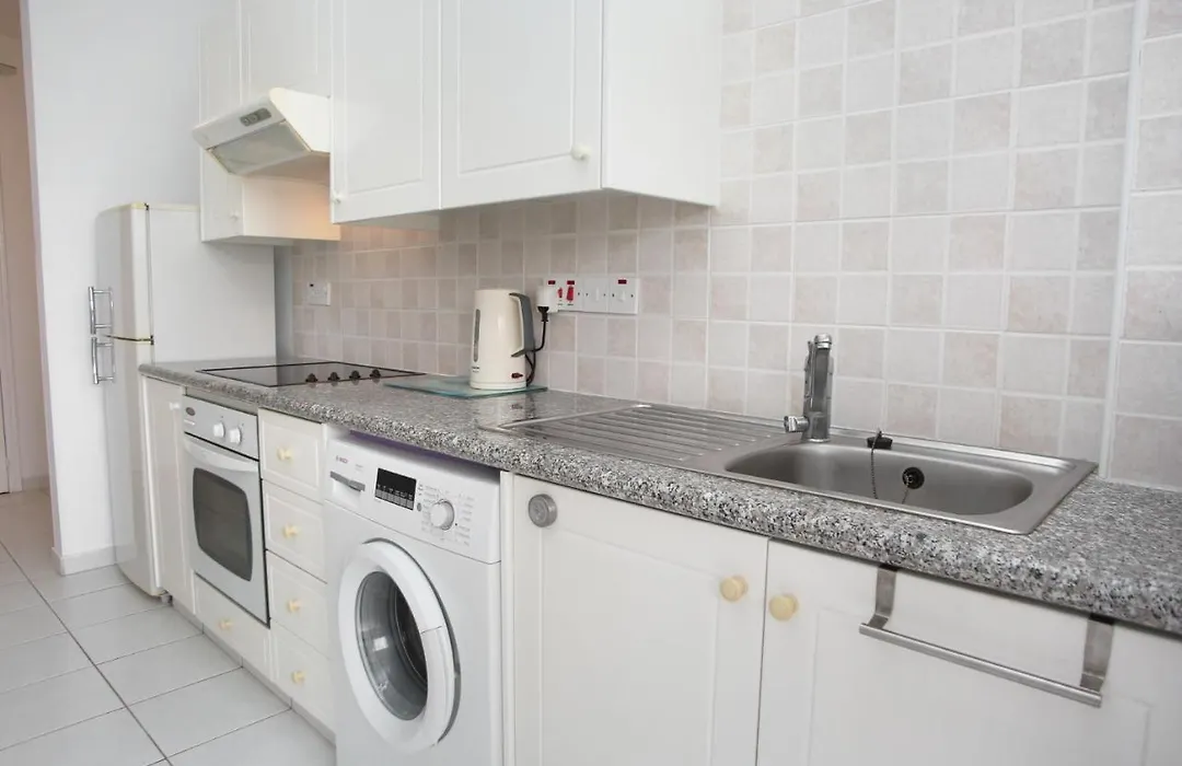 Apartment Iris Village Kato Paphos-1