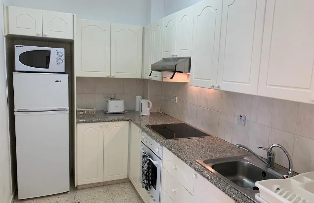 King'S Palace - Very Spacious 1 Bed Apartment-1