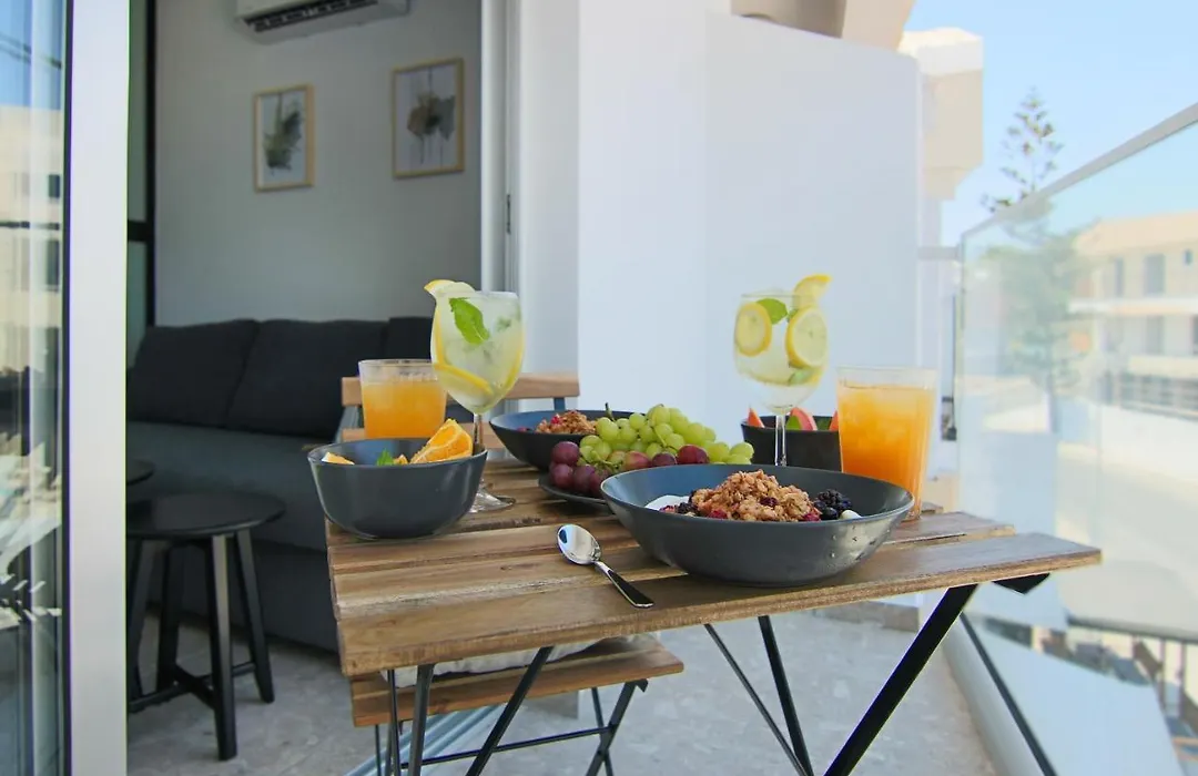 Phaedrus Living Seaside Luxury Flat Athina 113-1