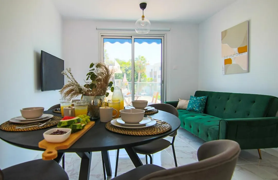 Phaedrus Living Seaside Luxury Flat Athina 21-1