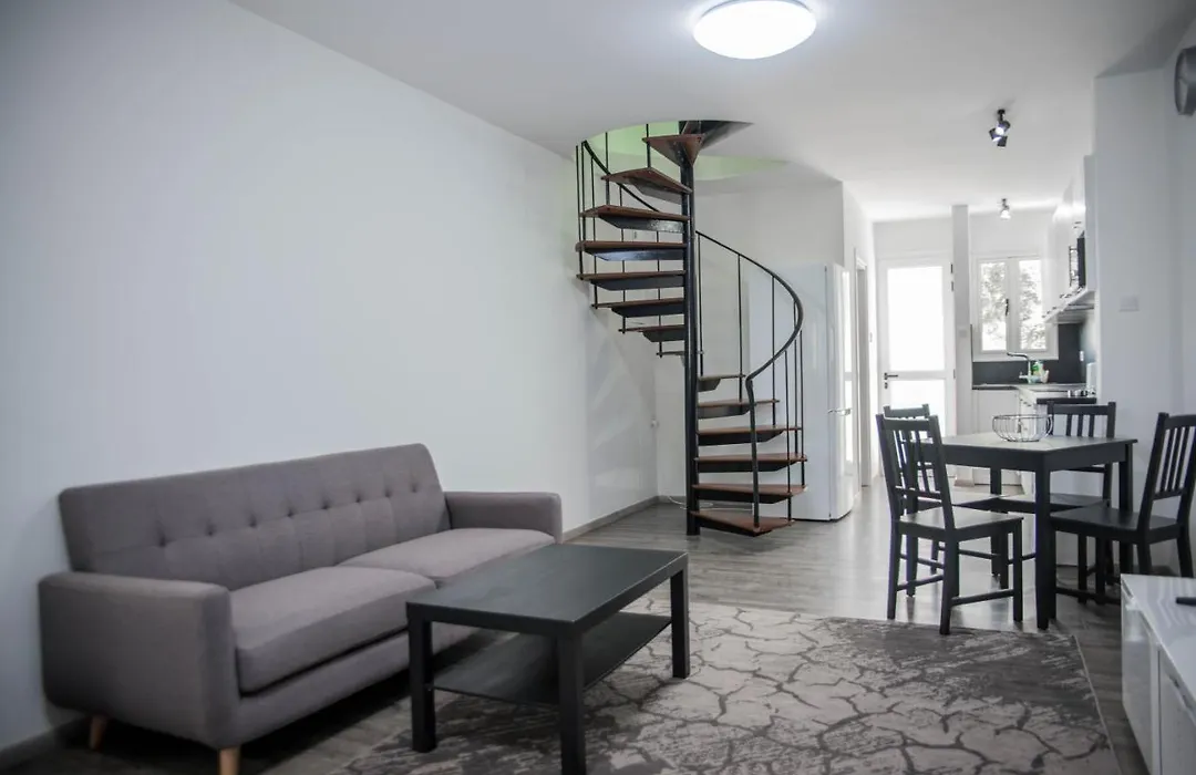 Amazing Maisonette Next To Harbour Of Paphos Cy-1