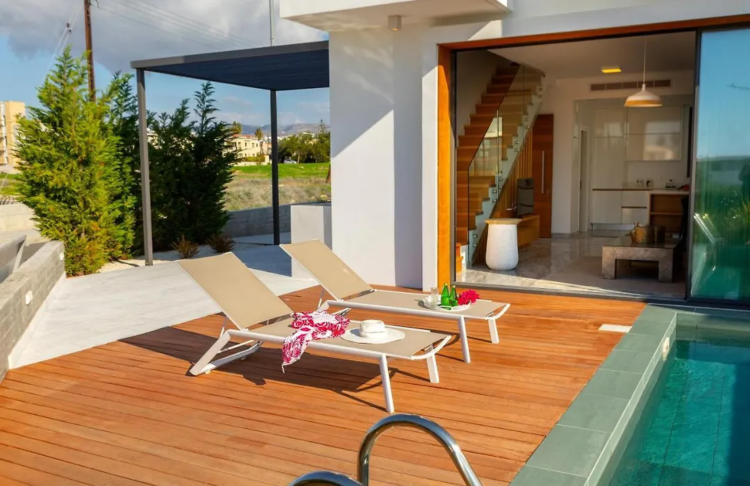 Villa Laurus 6, Walking Distance To The Beach-1