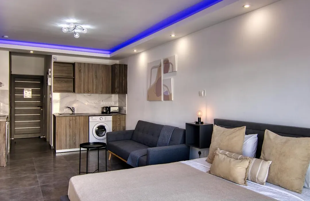 Phaedrus Living: Seaside Luxury Flat Athina 117-1