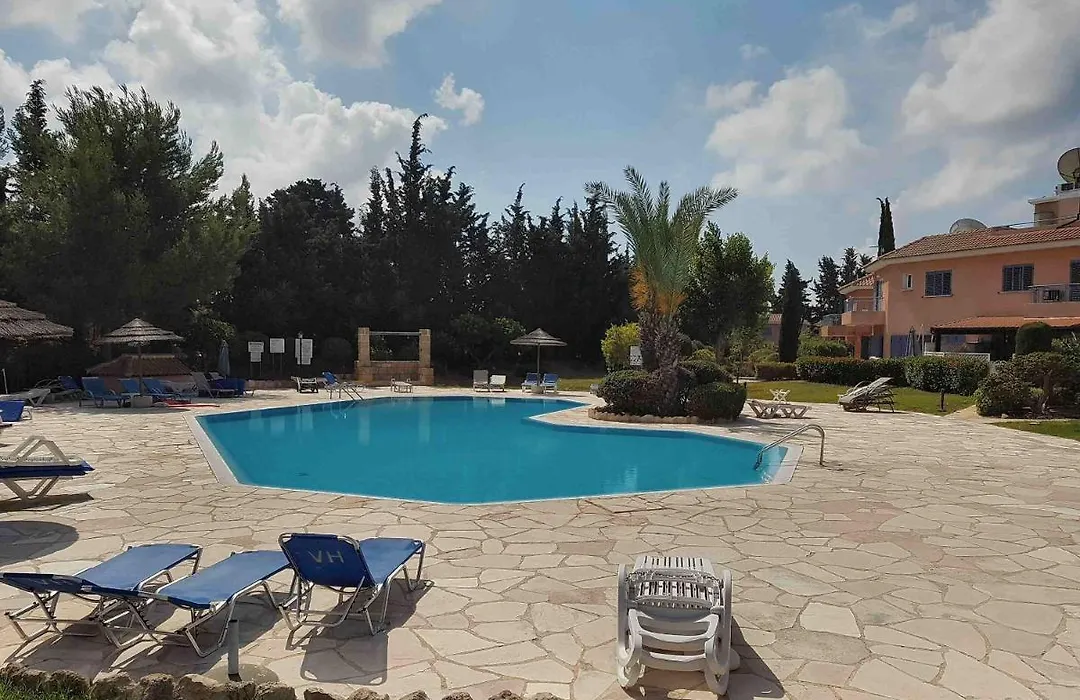 Limnaria Villas - Large Modern And Comfy 2 Bed Apartment-1