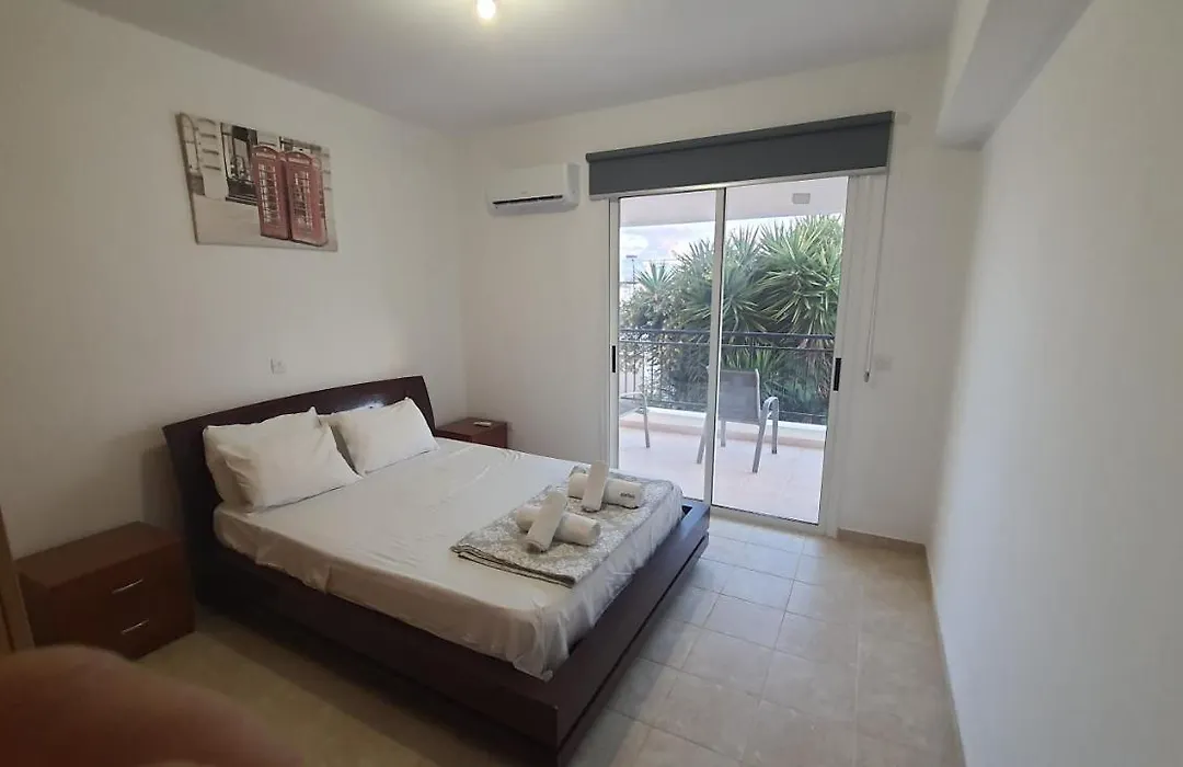 Lovely Apartment At The City Center Of Paphos-1