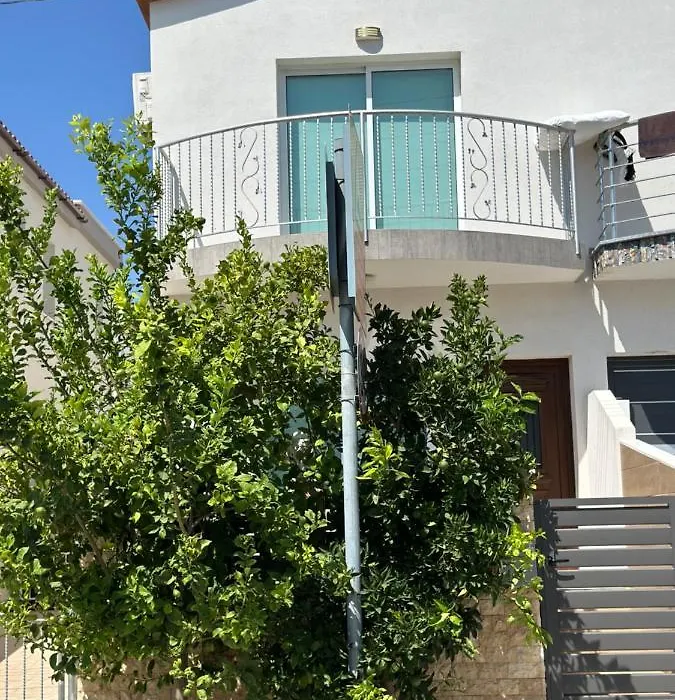 Nanas Vacation House-1