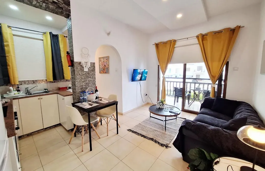 Kato Paphos Apt 400M To The Beach-1