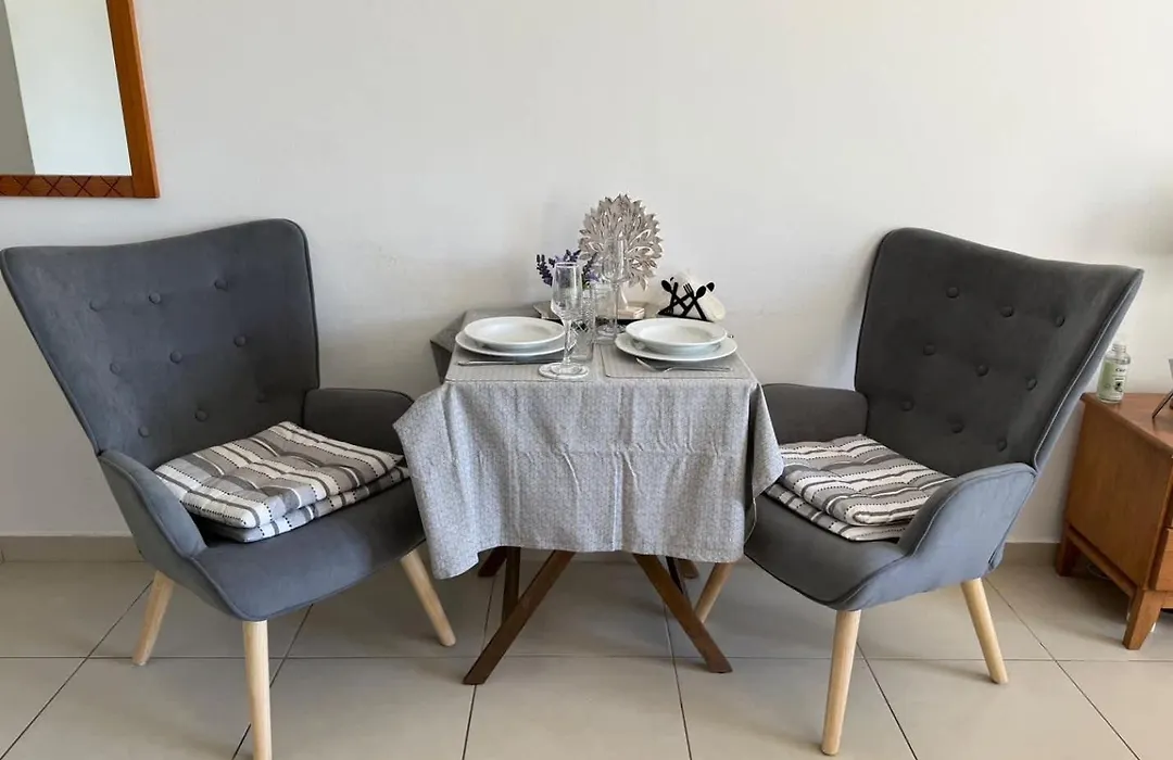 Paphos Gardens - 1Br Apt Near Pool, 5 Mins To Beach And Shops-1