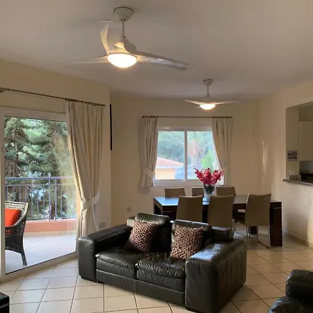 Limnaria Gardens: Sunny 2 Bed Apartment-3