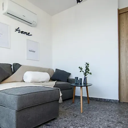 Phaedrus Living Seaview Studio Suite Lighthouse 52-3