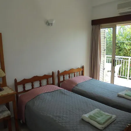 Niki Court Holiday Apartments-2