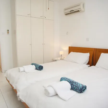 Apartment Iris Village Kato Paphos-2