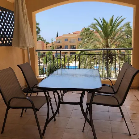 Limnaria Gardens - Comfy 2 Bed, Spacious Apartment-3
