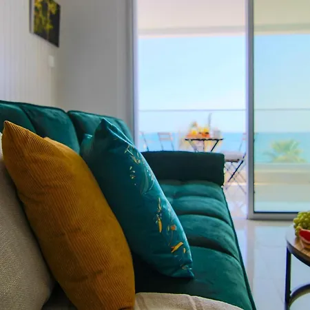 Lh Seaview Emerald Flat-2