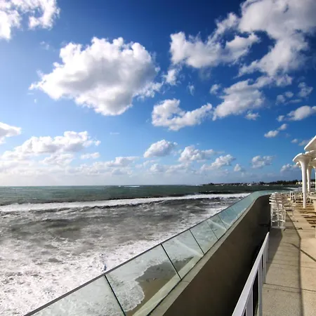 Phaedrus Living: Seaside Modern Flat Limnaria 123-3