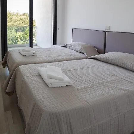 Cosy Paphos Villa - By Imh Travel & Tours-3