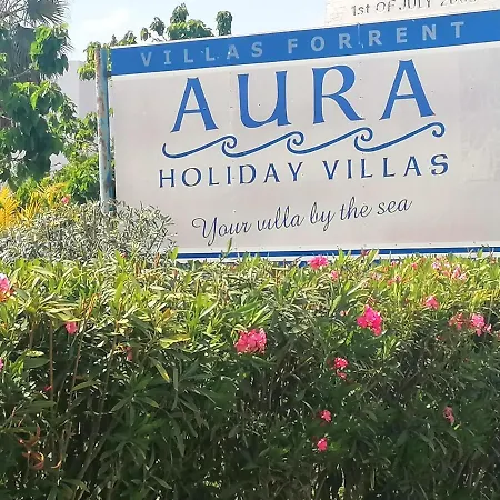 Spacious 3 Bedroom Villa Private Pool-2