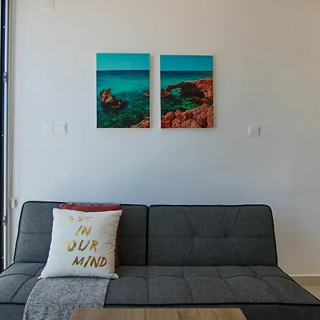 Phaedrus Living - Seaside Luxury Flat Harbour 109-3