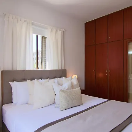 Phaedrus Living: City View Luxury Flat Androcleous-3
