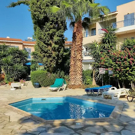 Rachel Suite By The Pool Paphos-3