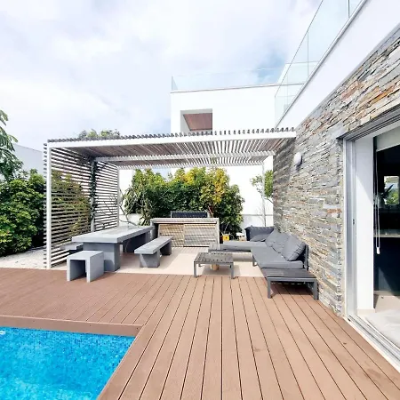 Villa Utopia 2-2