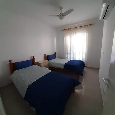 Zom Holiday Apartment-3