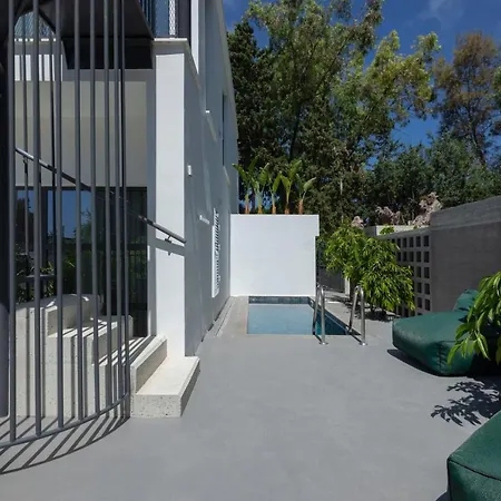 Adrop Pool Suites-2