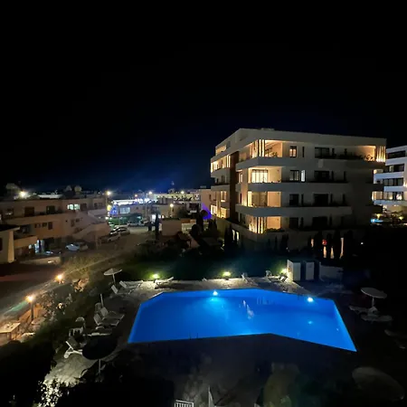 1St Class Location With Sea&Pool View-2