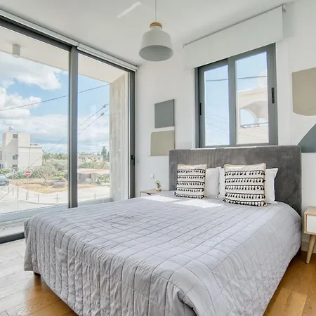 Avenue 101 2 BED-2