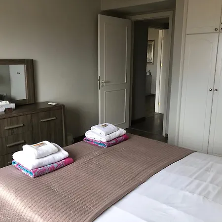 Kings Palace - Modern And Stylish 1 Bedroom Apartment-3