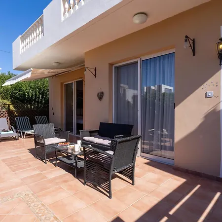 A Central Two Bedroom Pool-Side Apartment In Paphos-2