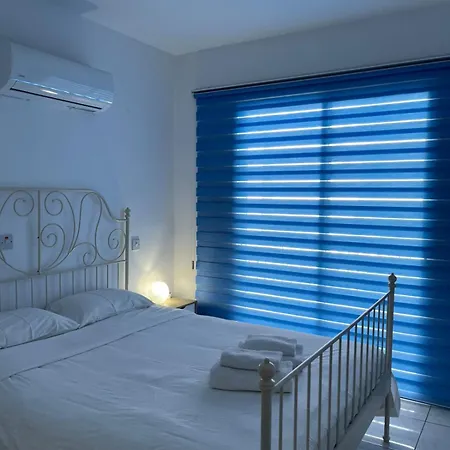 One Bedroom Apartment, Molos Complex - By Noma Stays Cyprus-2