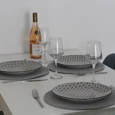 Stay Artifex Apartment-3