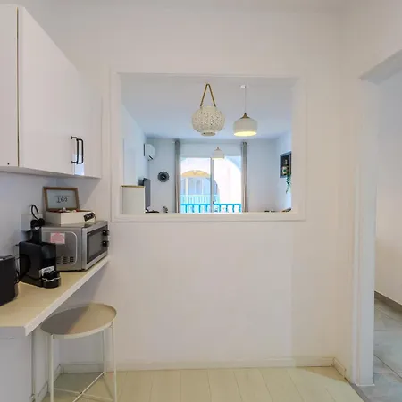 Alex'S Vacation Suite - 100M From The Beach - 6 Guests-3