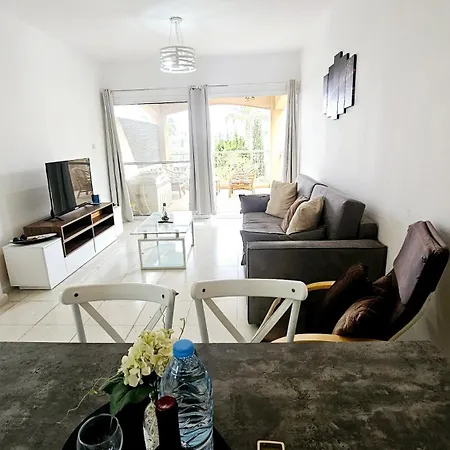 H&O Regina Seaside Nest-3
