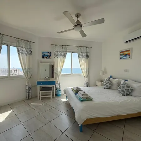Kings Palace - Modern Penthouse With Incredible Sea Views-2