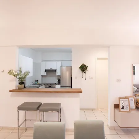 Cozy Apartment In Paphos Beautiful Complex-2