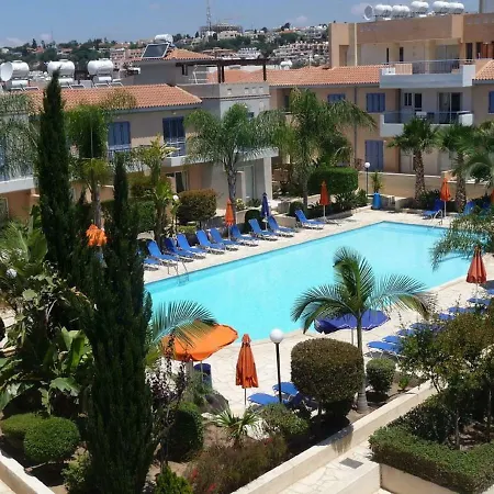 Aurora Townhouse - Complimentary Paphos Airport Transport-2