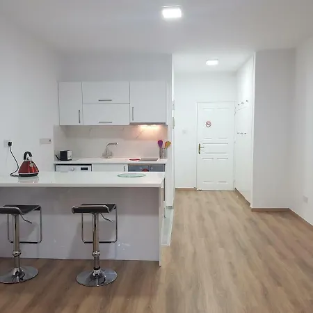 Modern Ground Floor Studio-3