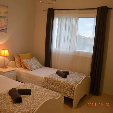Luxury Apartment-3
