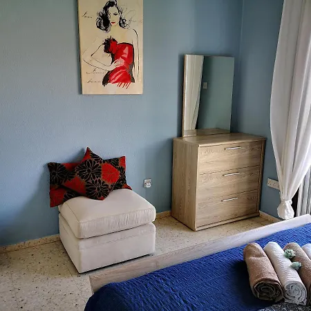 Tedy'S Townhouse-Margarita Gardens-3