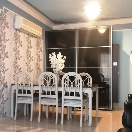 Victoria Holiday Apartment-2