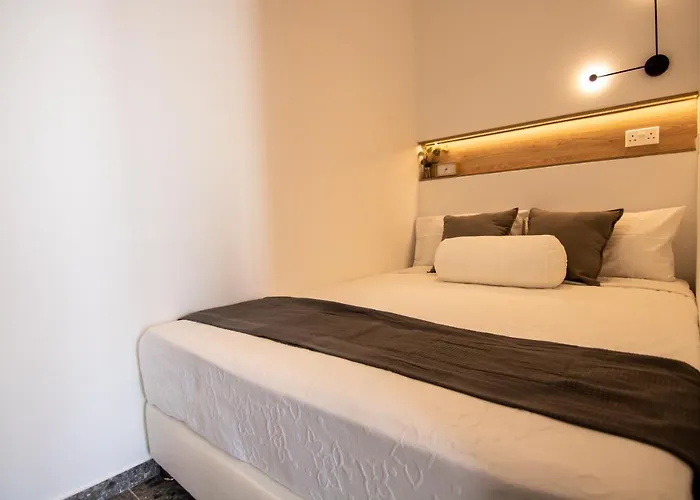 Lh Modern Paphos
