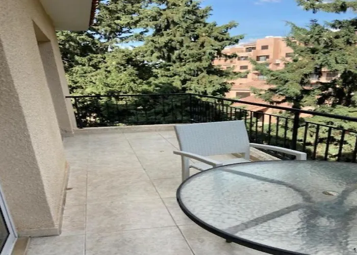 Kato Paphos Apartment In Universal Area