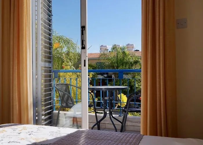 Privates Villa Ilios In Kato Paphos